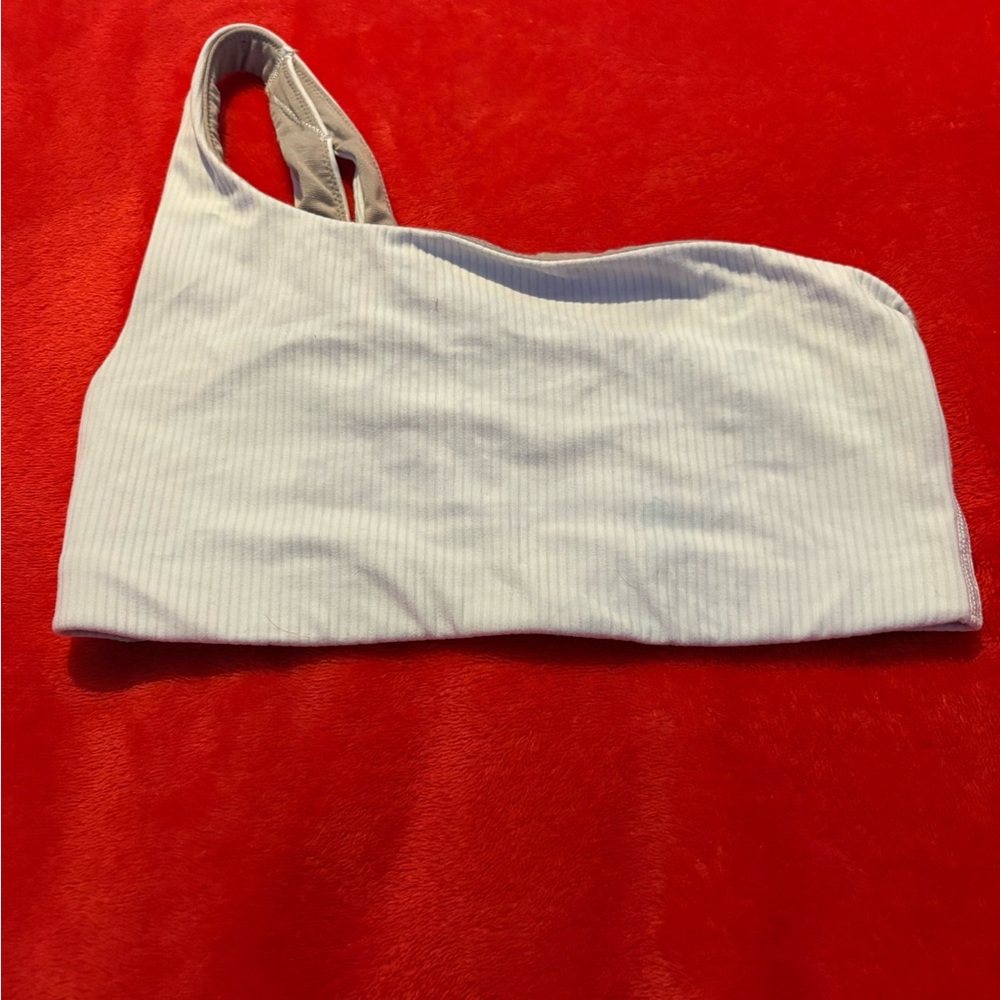lululemon ribbed Nulu of the shoulder bra